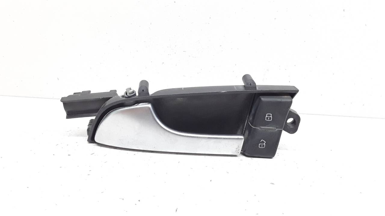 Front left inner door handle, photo 1 of 2