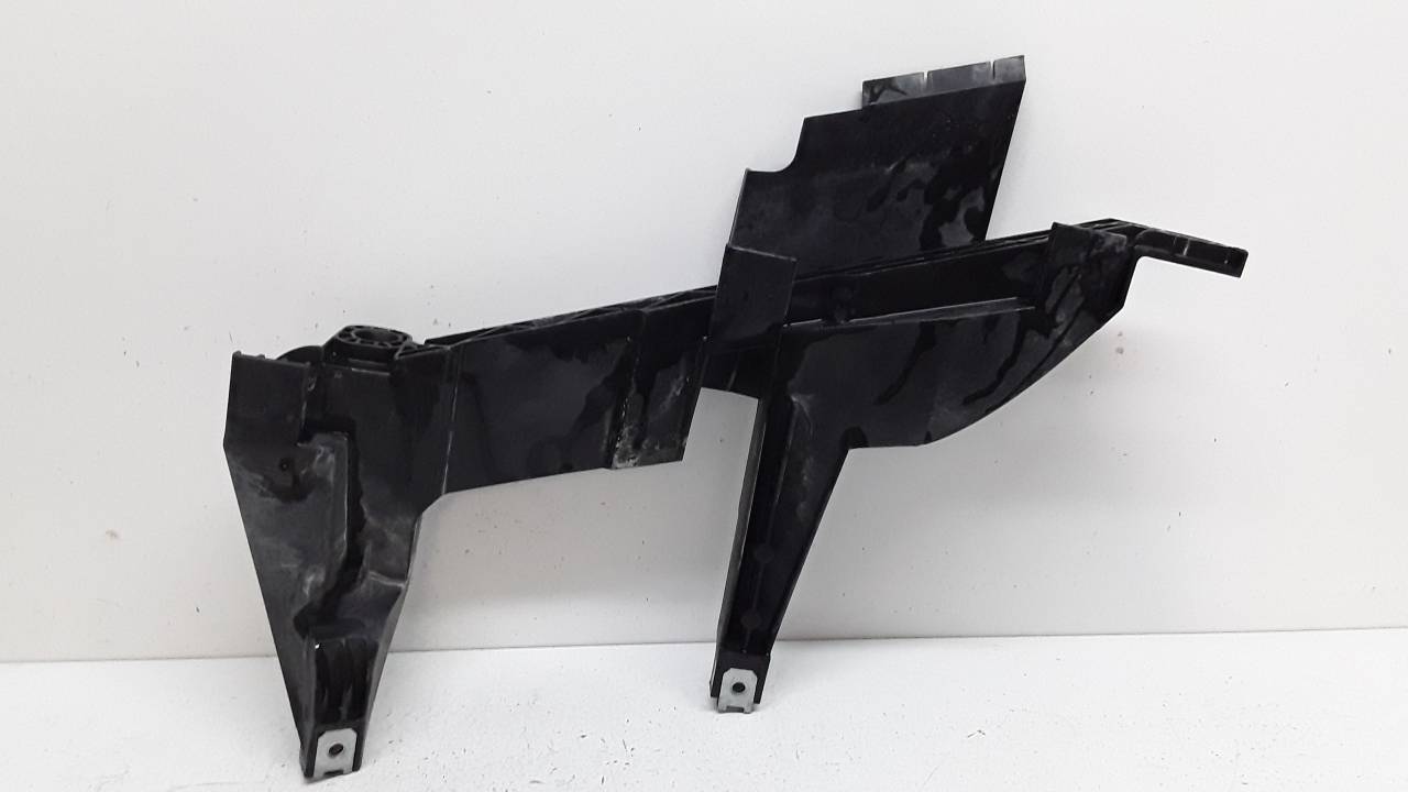 Left headlight bracket, photo 1 of 3