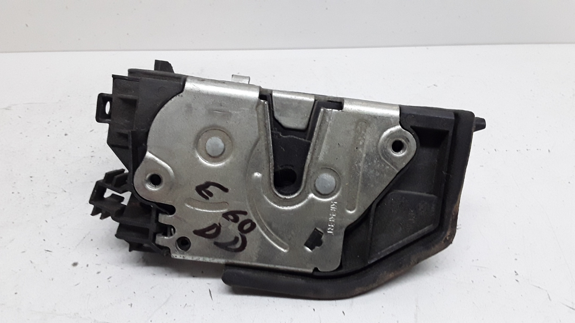 Cerradura puerta delantera derecha, foto 1 de 3