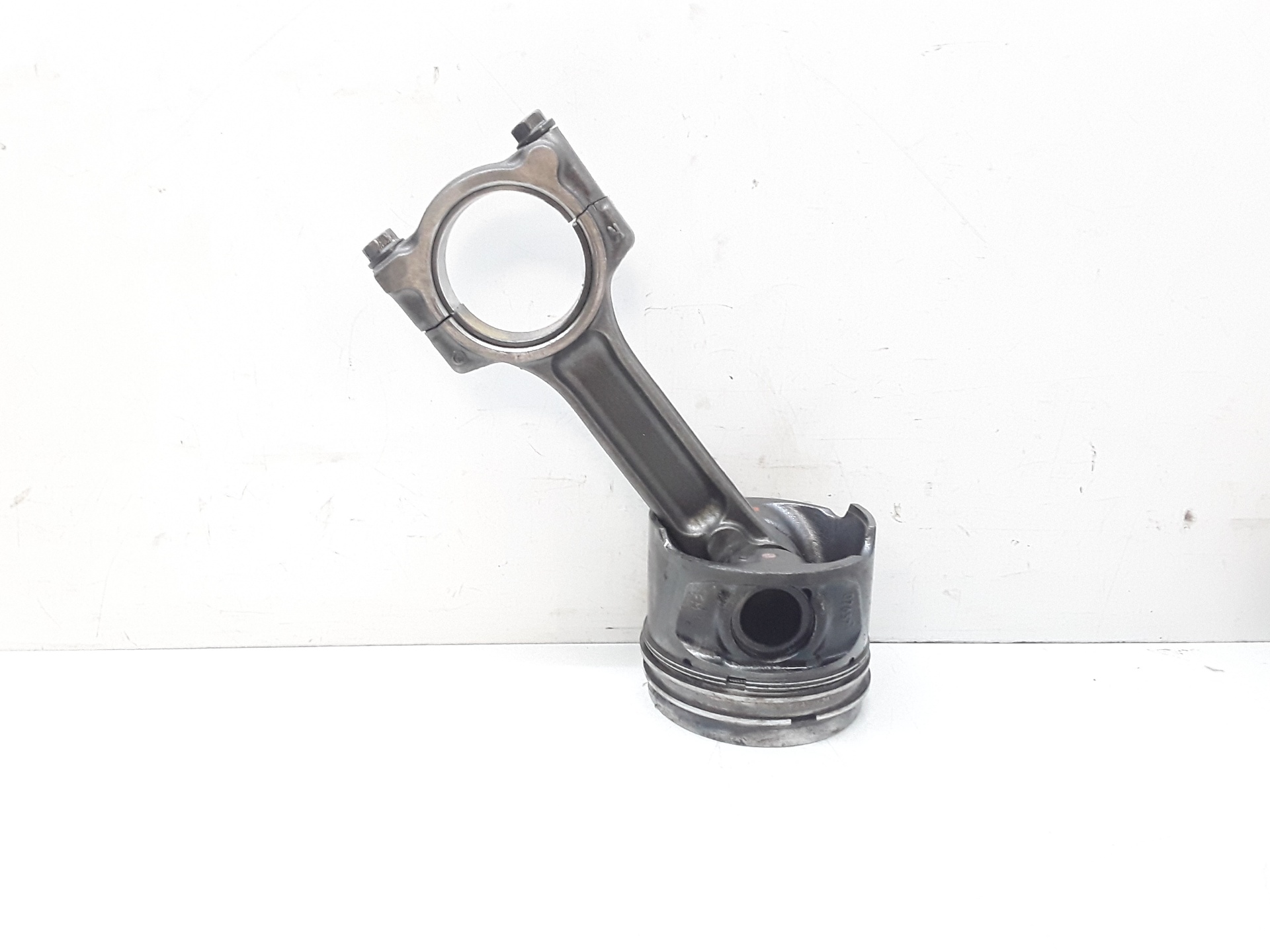 Piston
