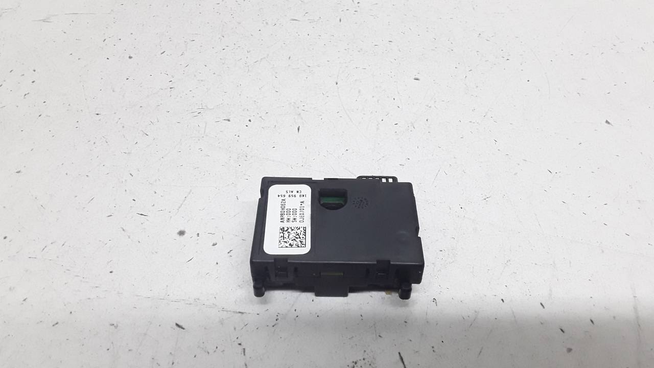 Sensor