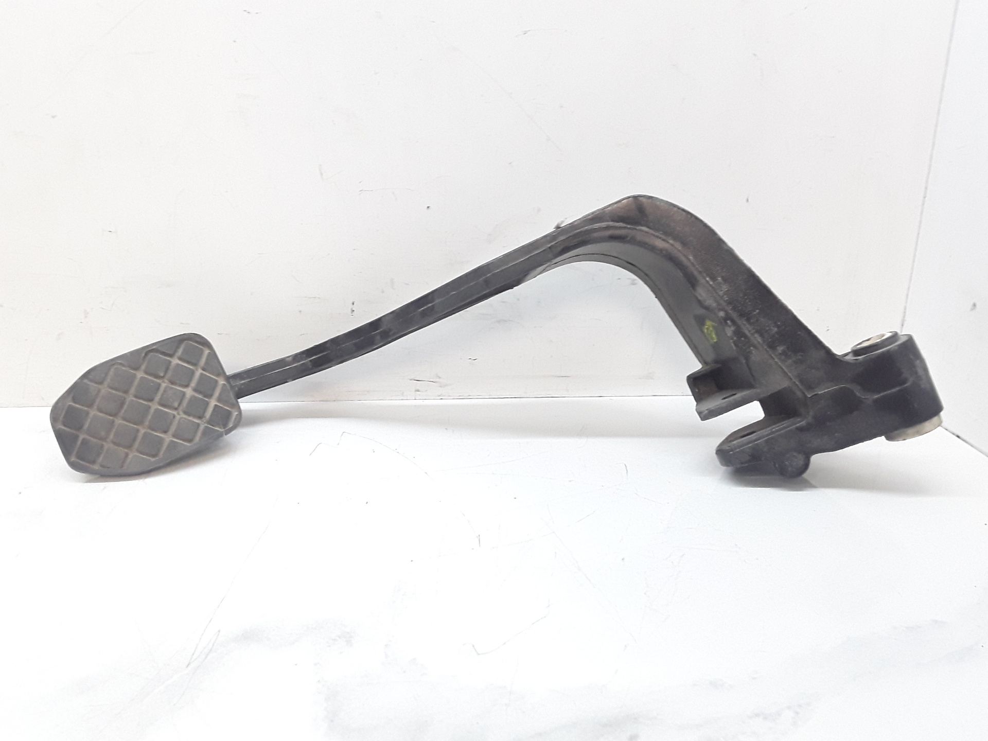 Pedal embrague