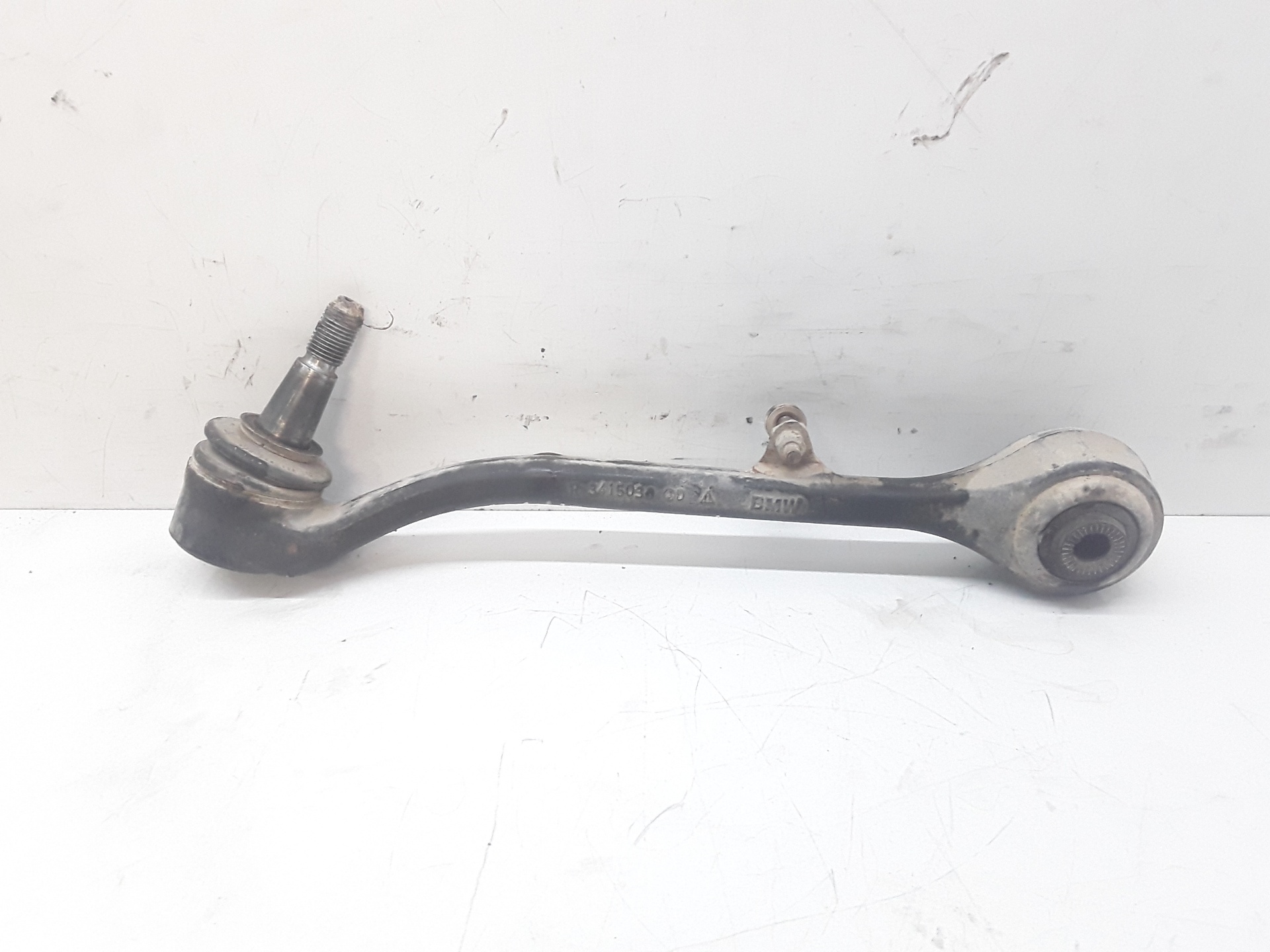 Brazo suspension inferior delantero derecho