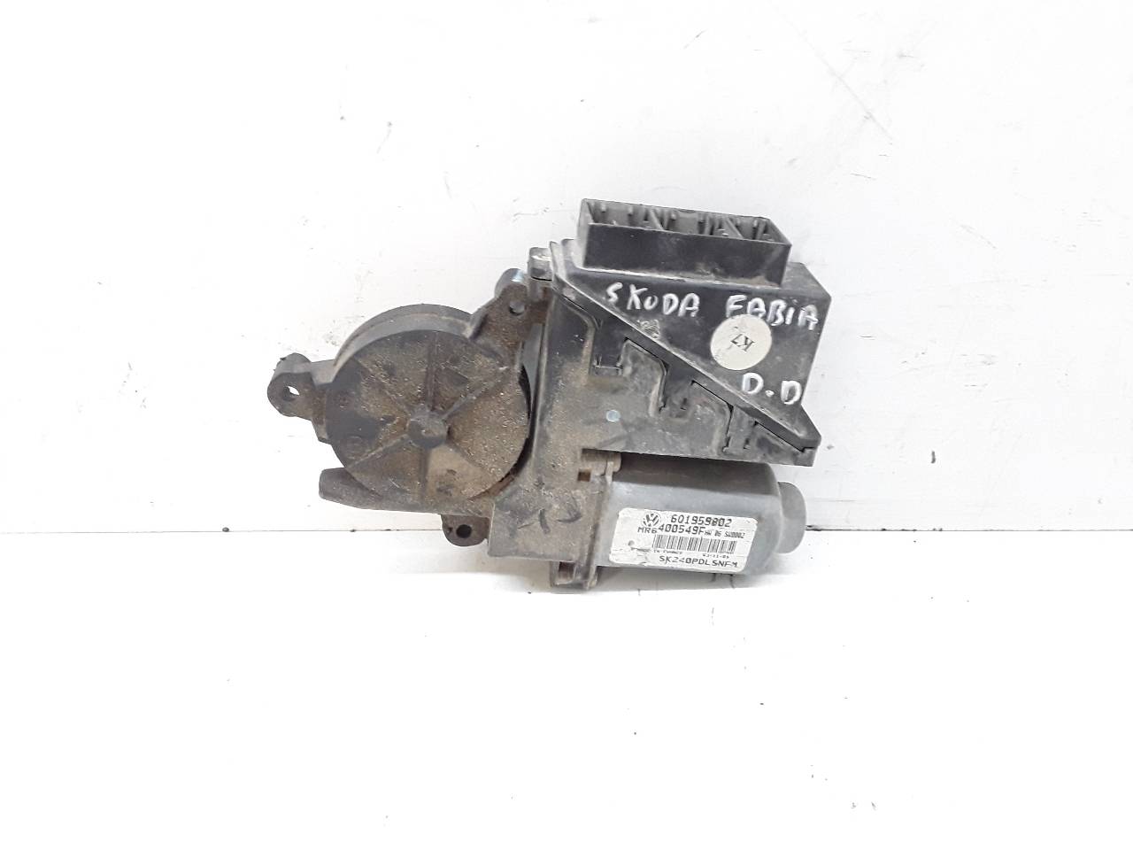 Motor elevalunas delantero derecho