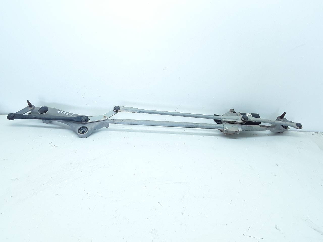 Wischermotor vorne