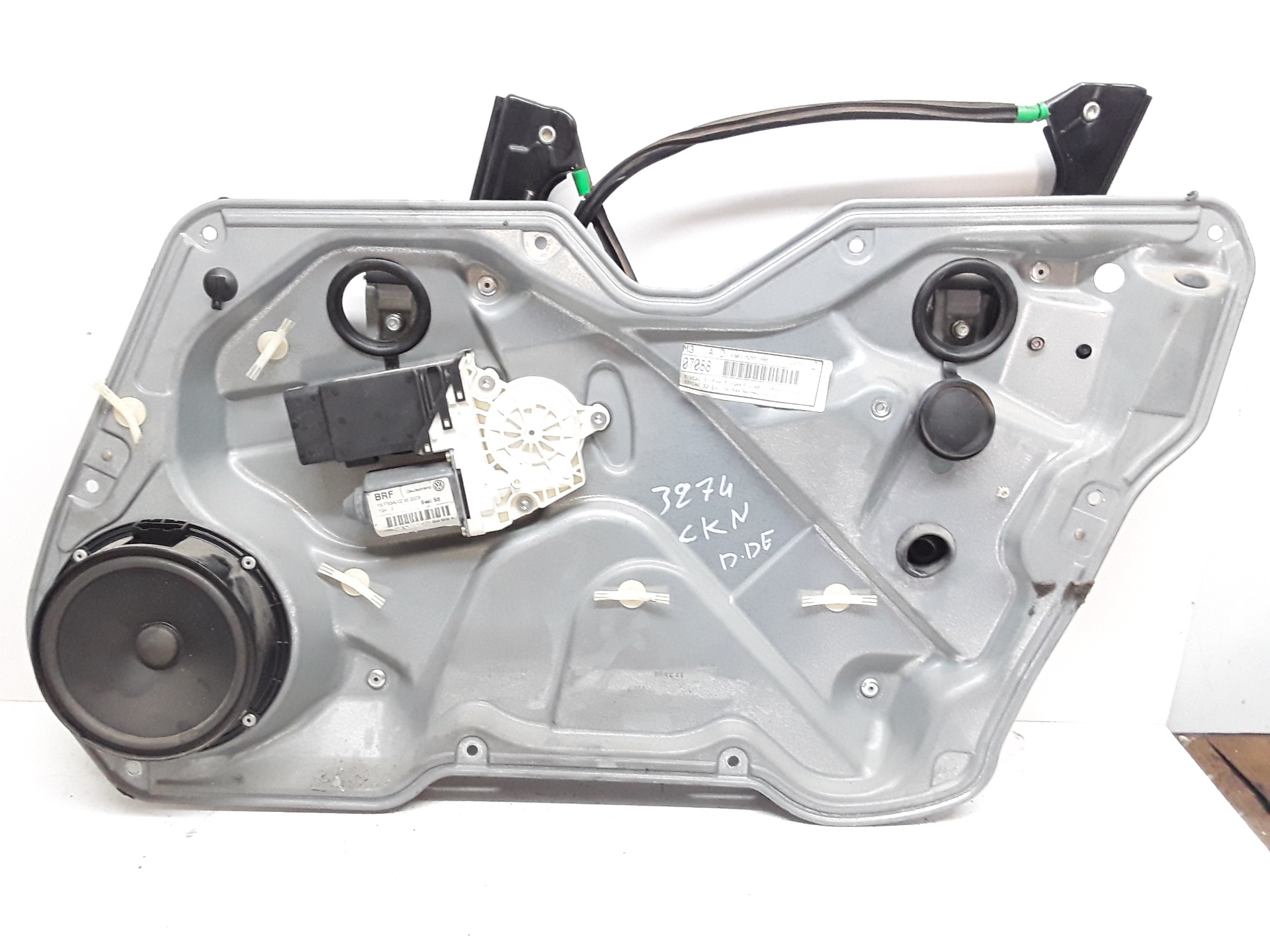 Front right window regulator motor, photo 1 of 5
