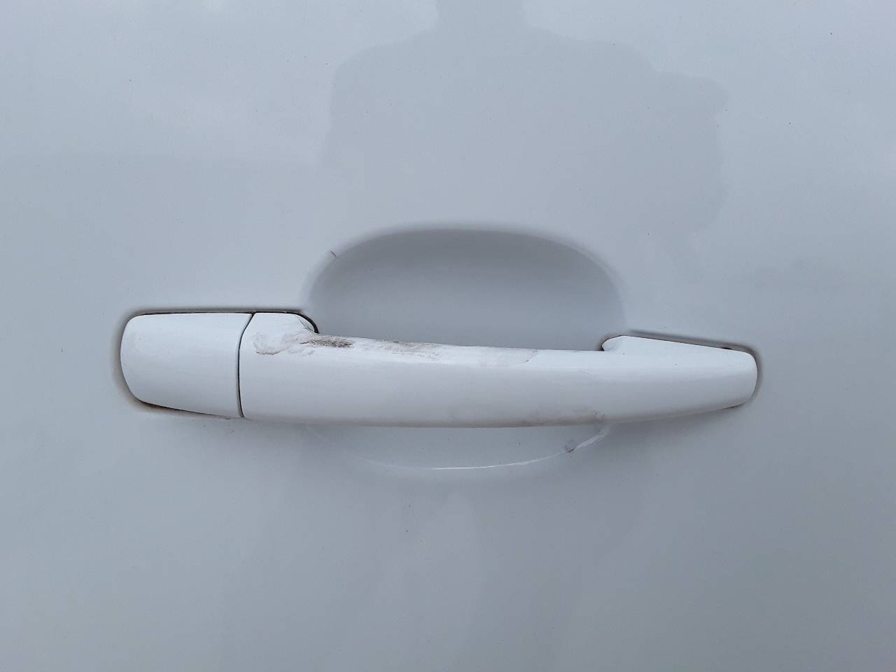 Rear right outer door handle, photo 1 of 4