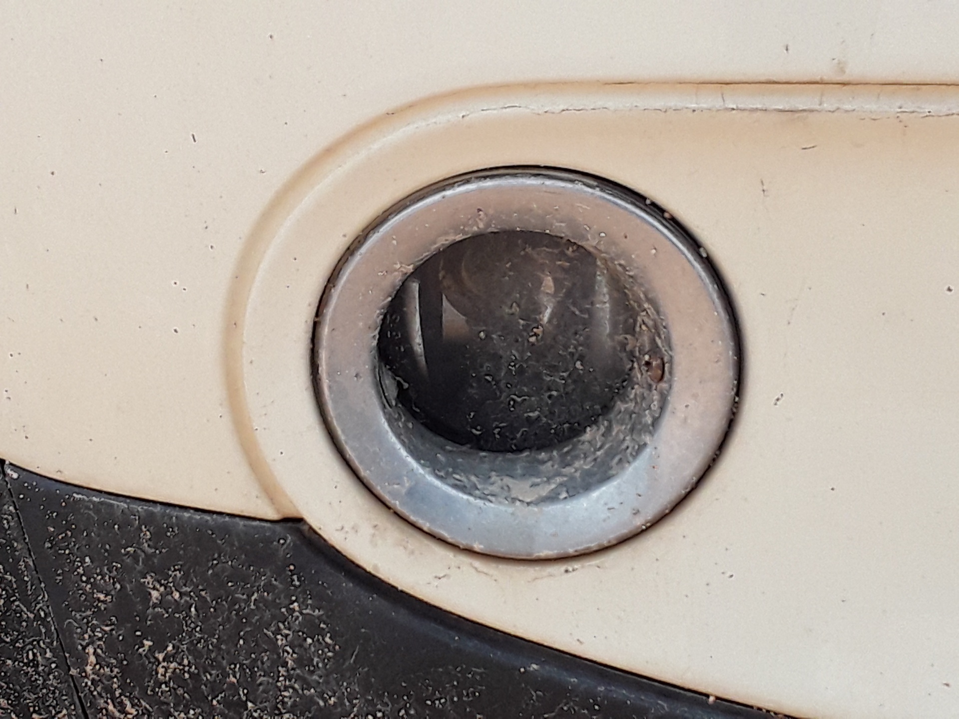 Faro antiniebla derecho, foto 1 de 6