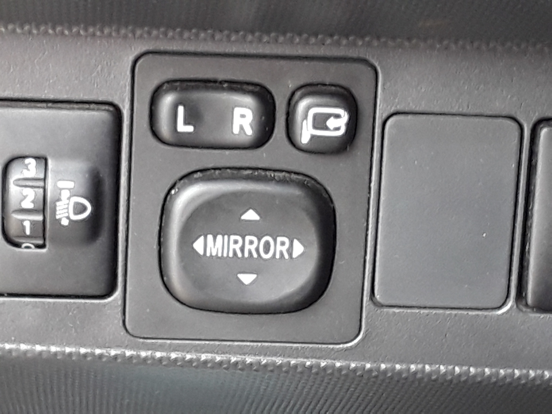 Mando retrovisor, foto 1 de 1