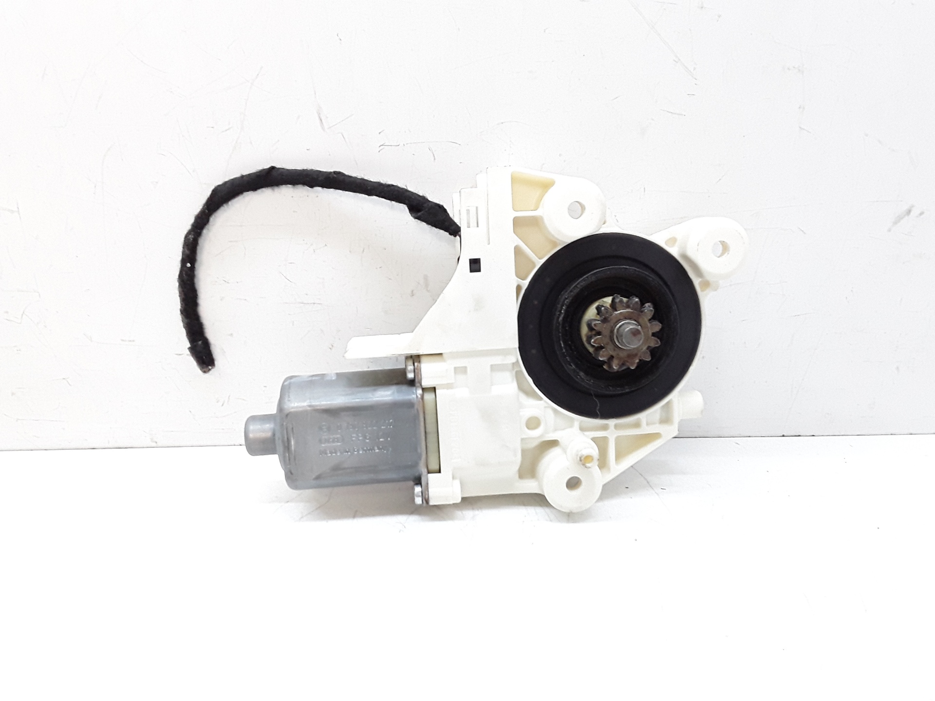 Motor elevalunas delantero izquierdo