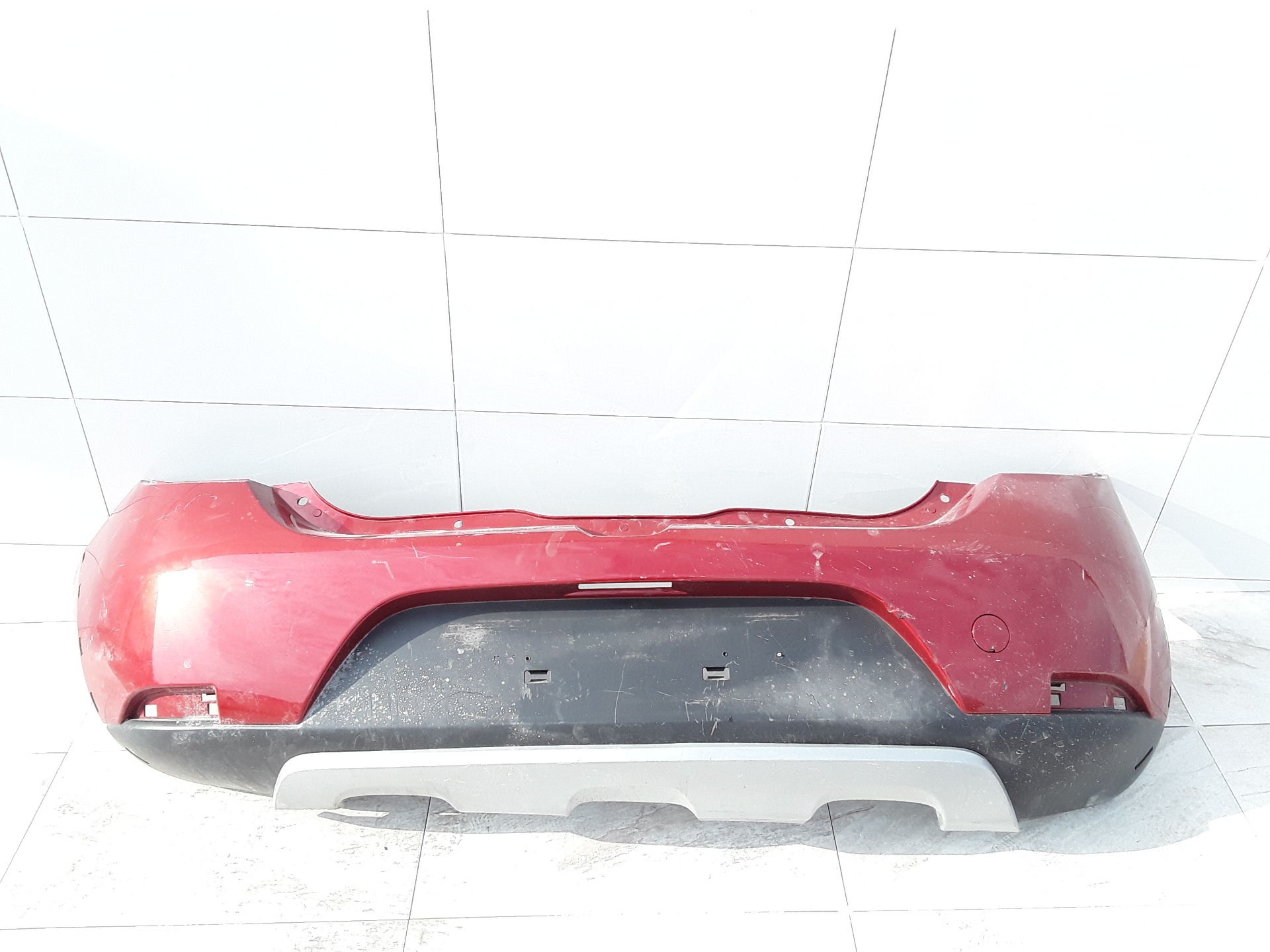Paragolpes trasero