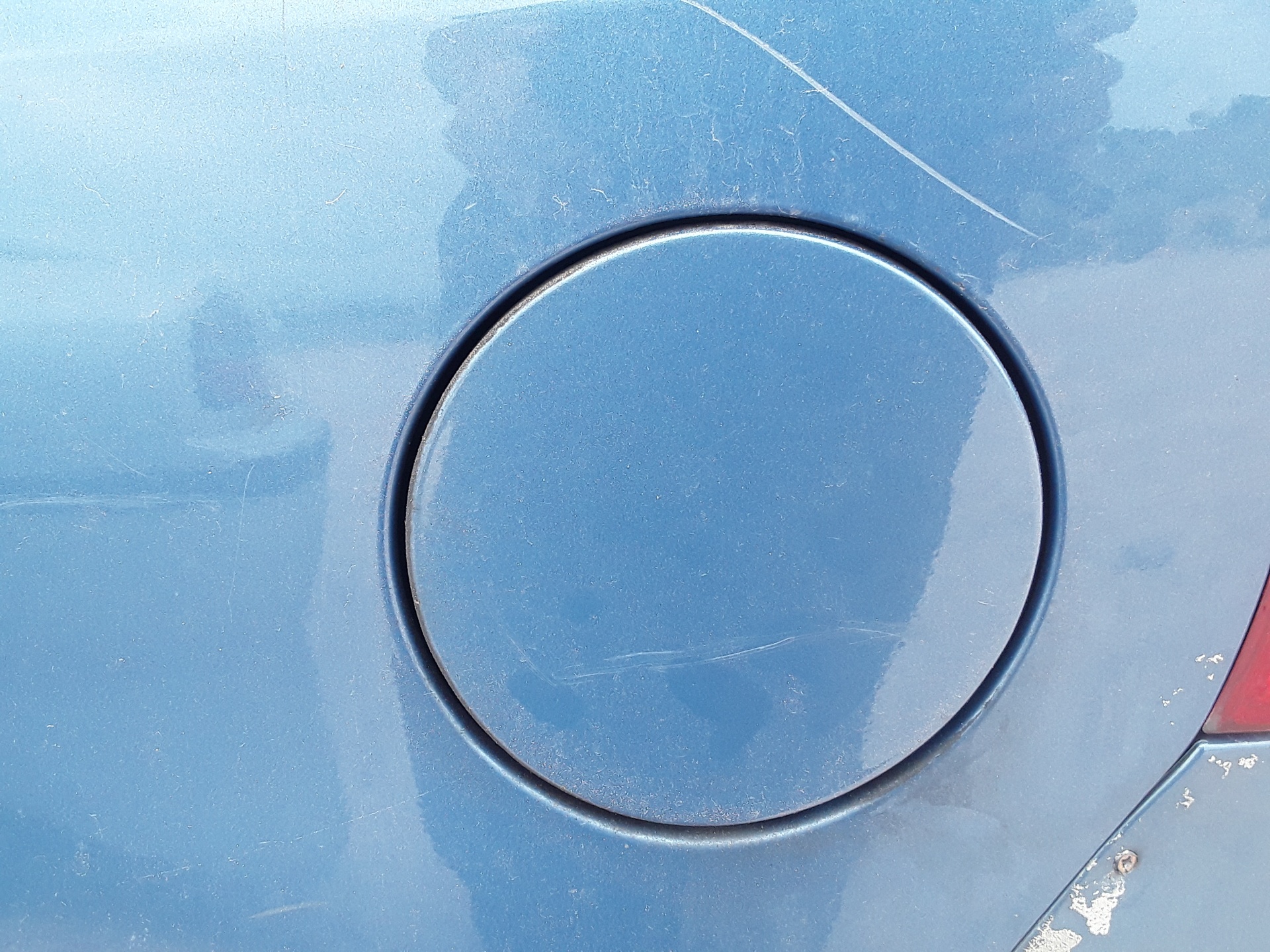 Tapa exterior combustible, foto 1 de 2