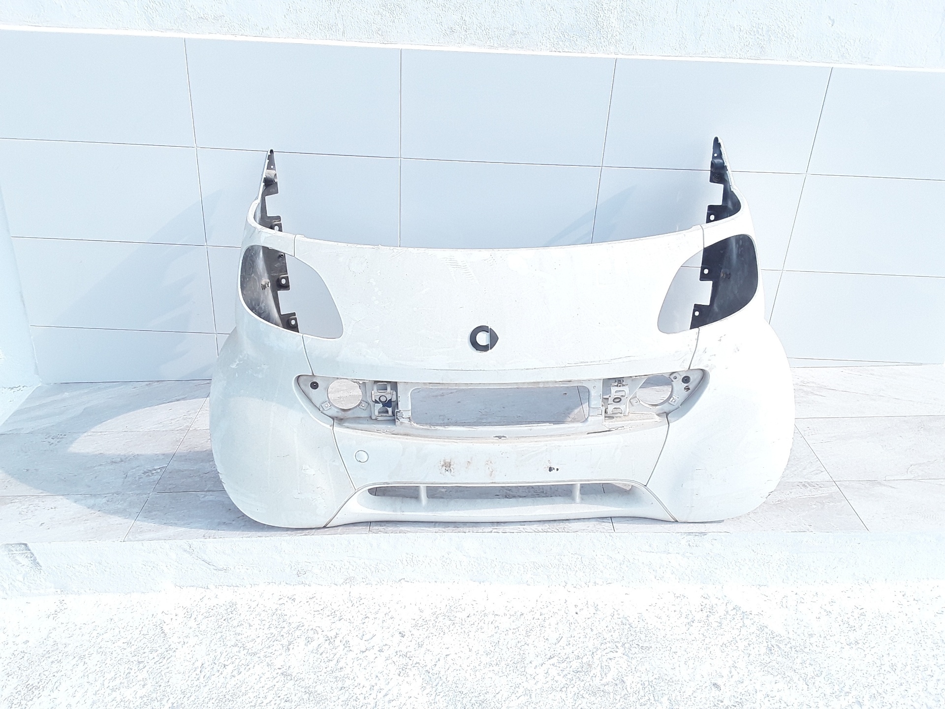 Paragolpes delantero