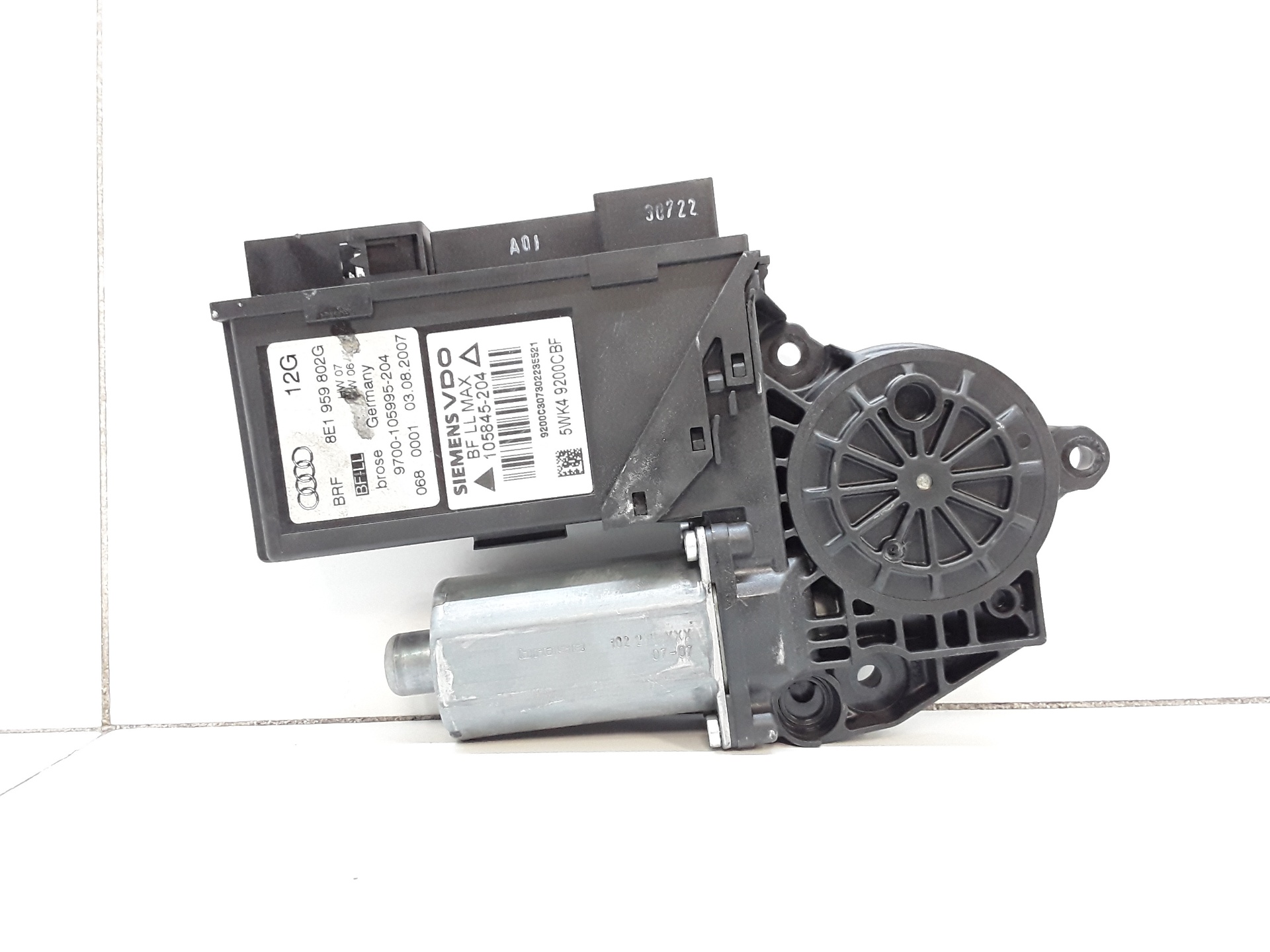 Motor elevalunas delantero derecho