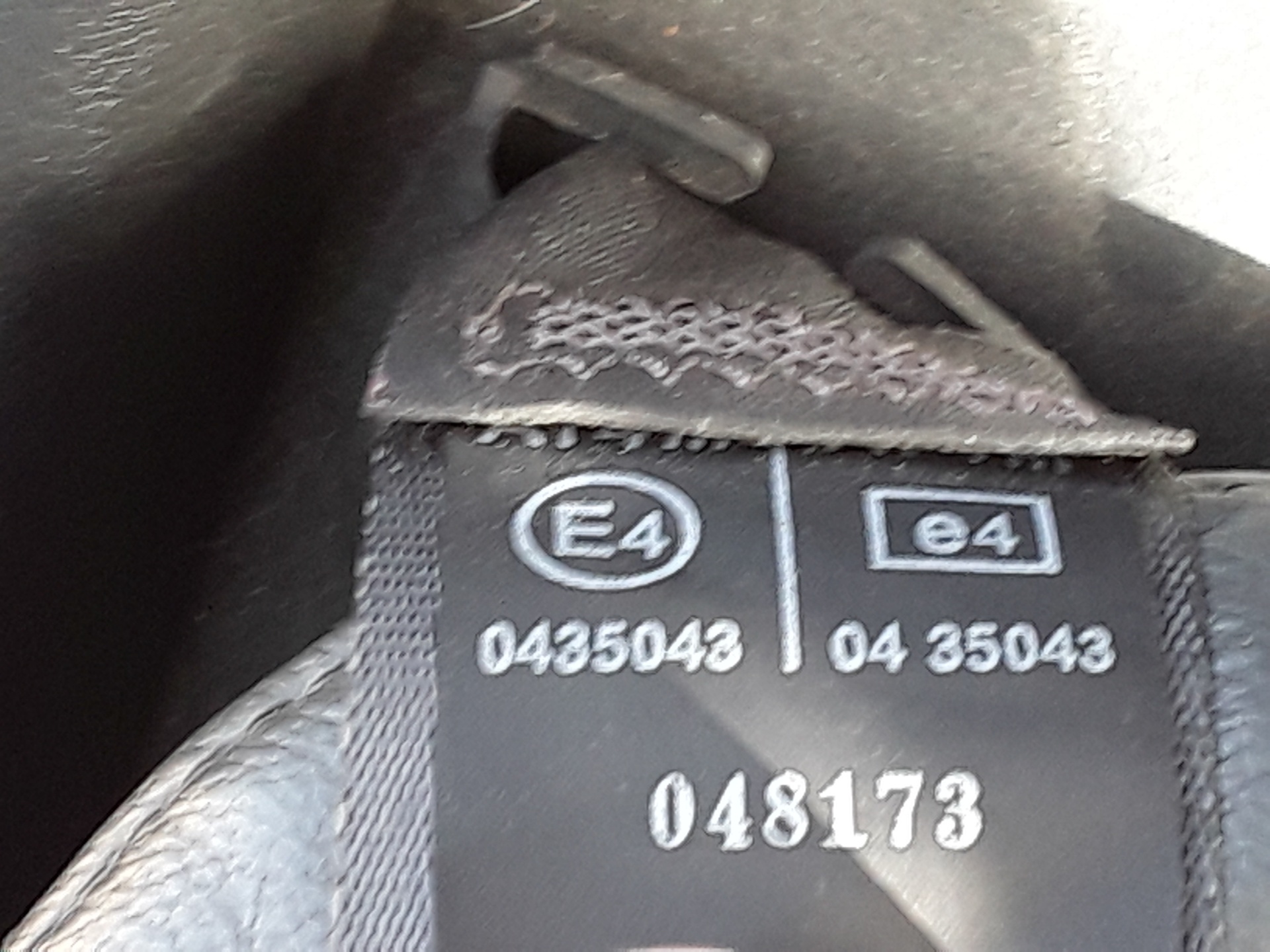Cinturon seguridad trasero derecho, foto 1 de 2