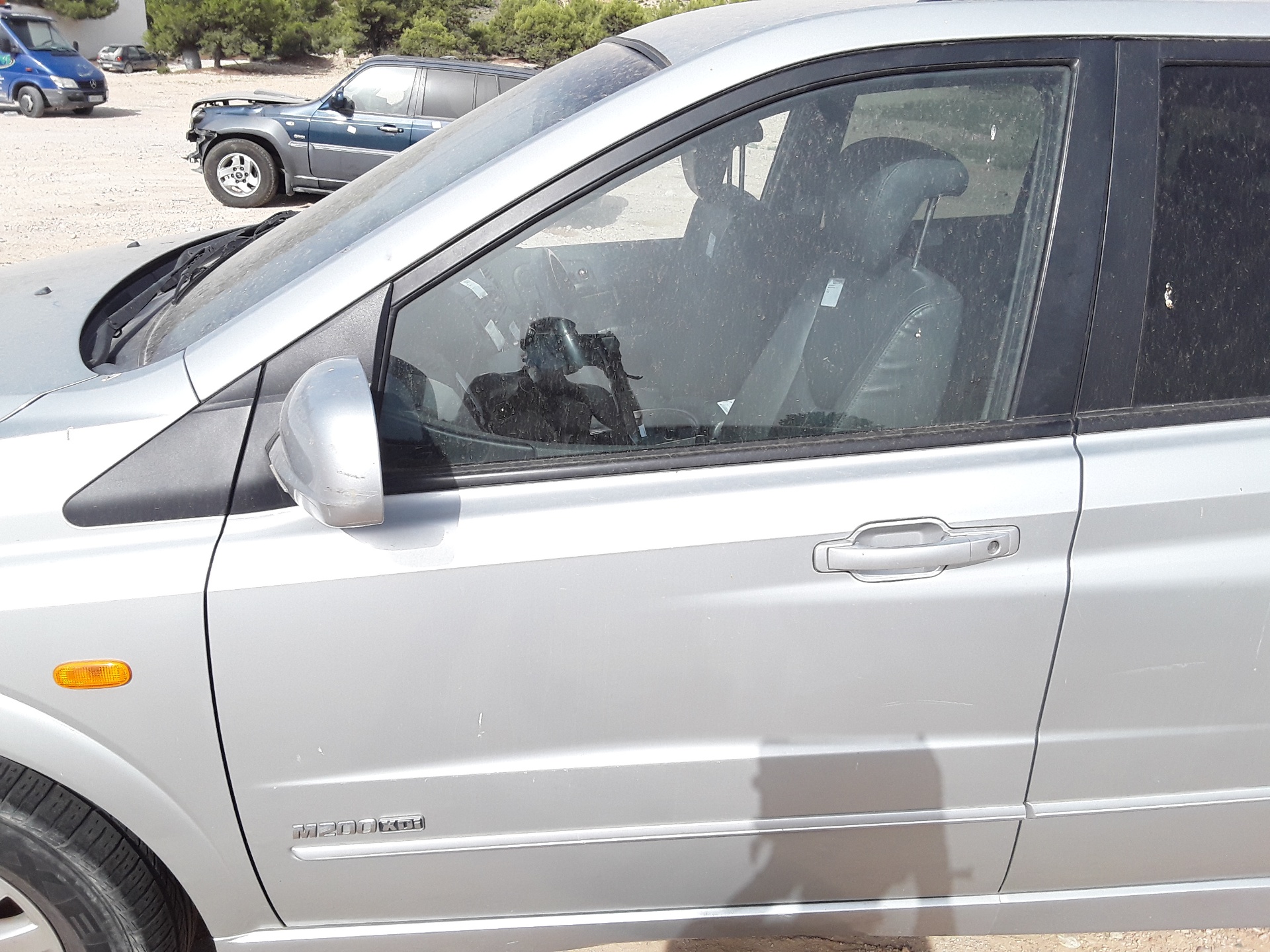 Puerta delantera izquierda