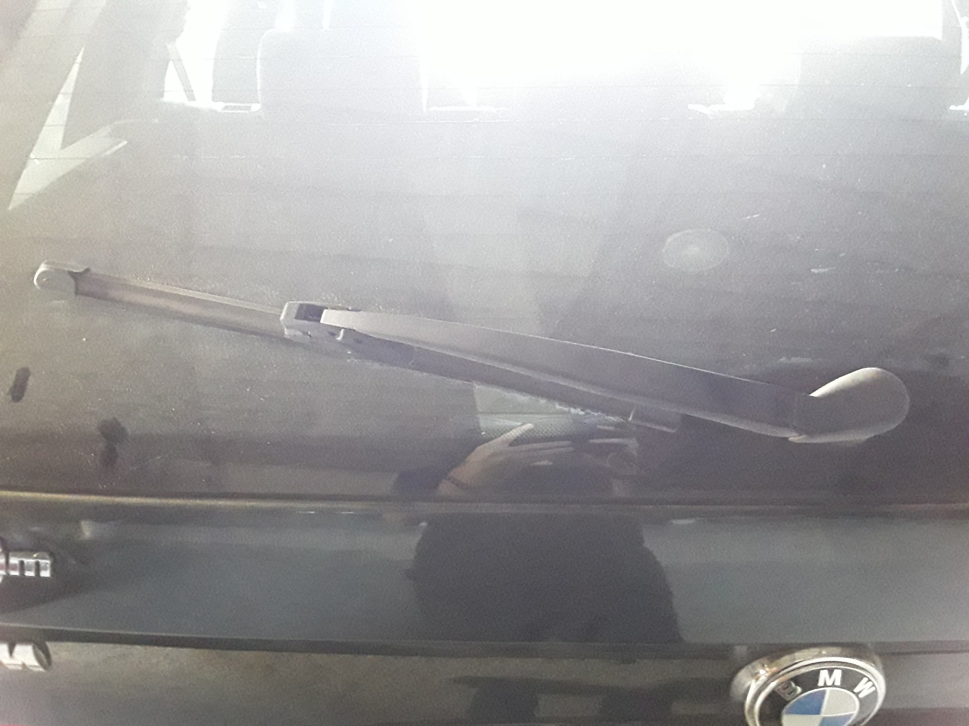 Brazo limpia trasero, foto 1 de 1