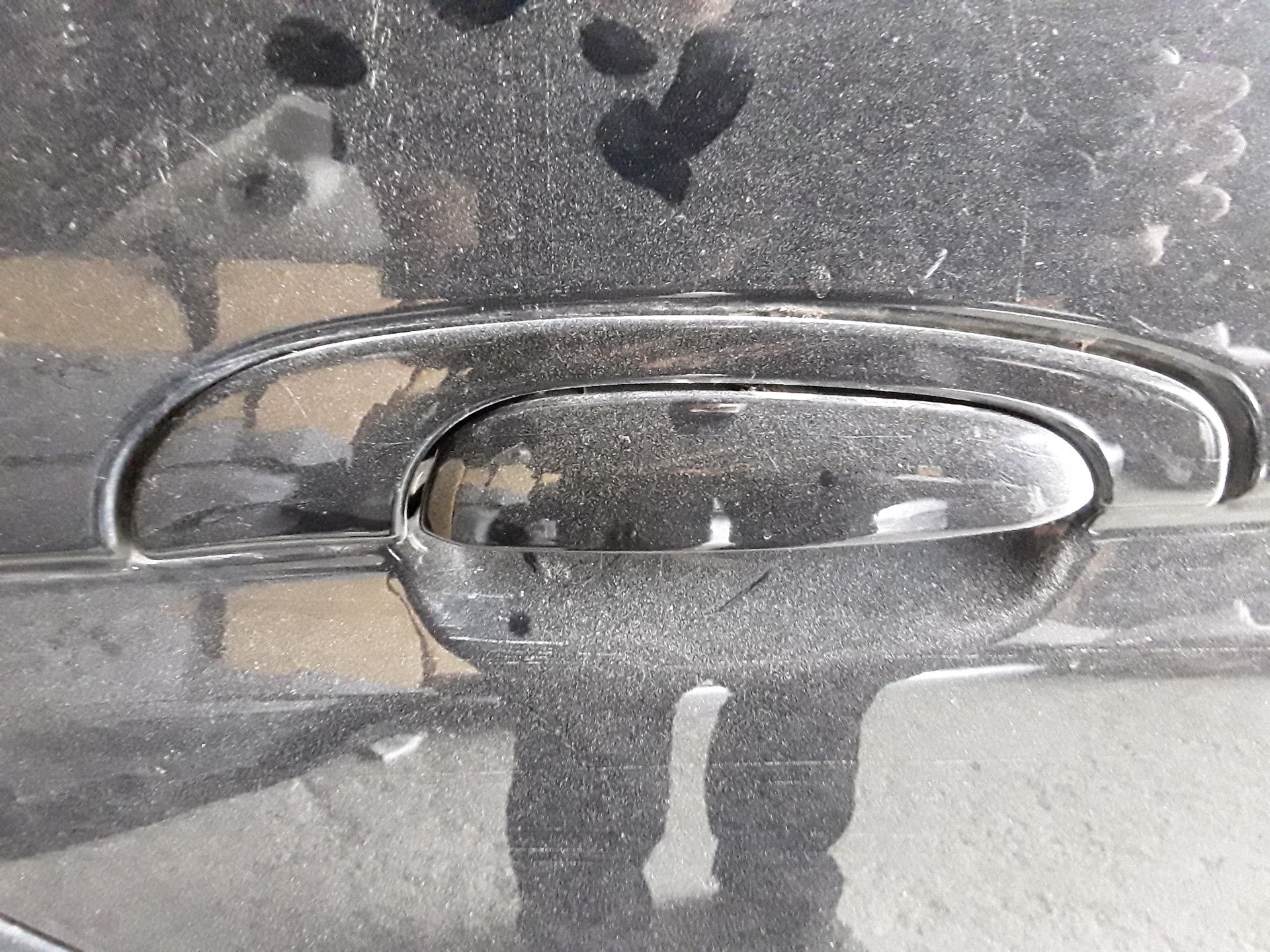 Rear right outer door handle, photo 1 of 1