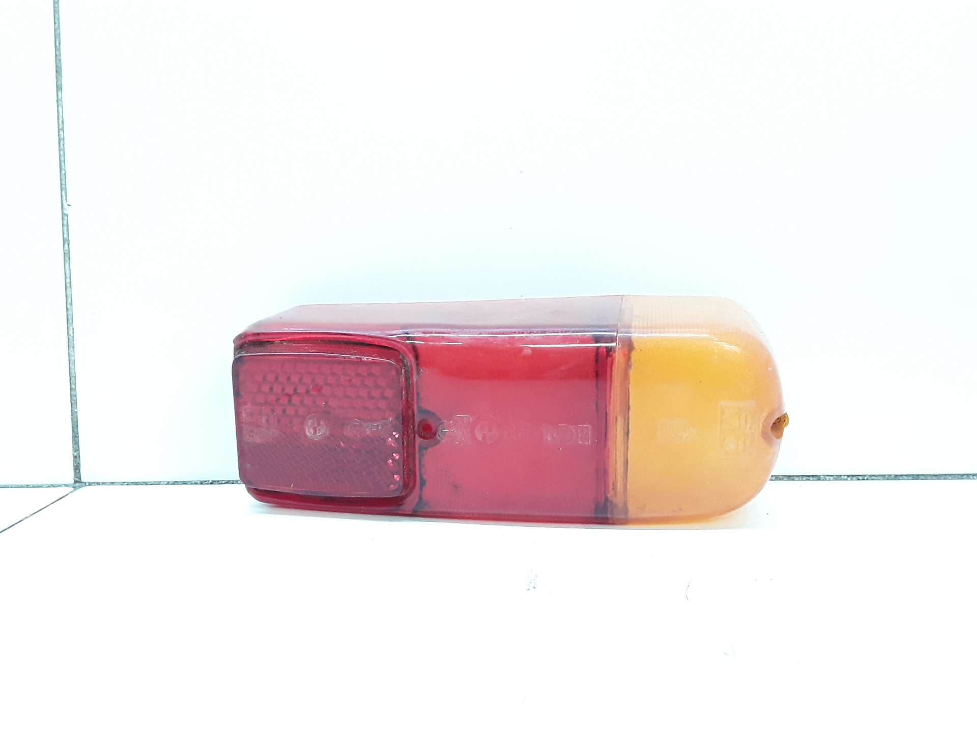 Left rear light, photo 1 of 4