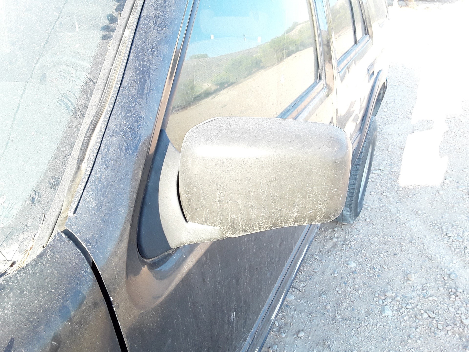 Retrovisor izquierdo