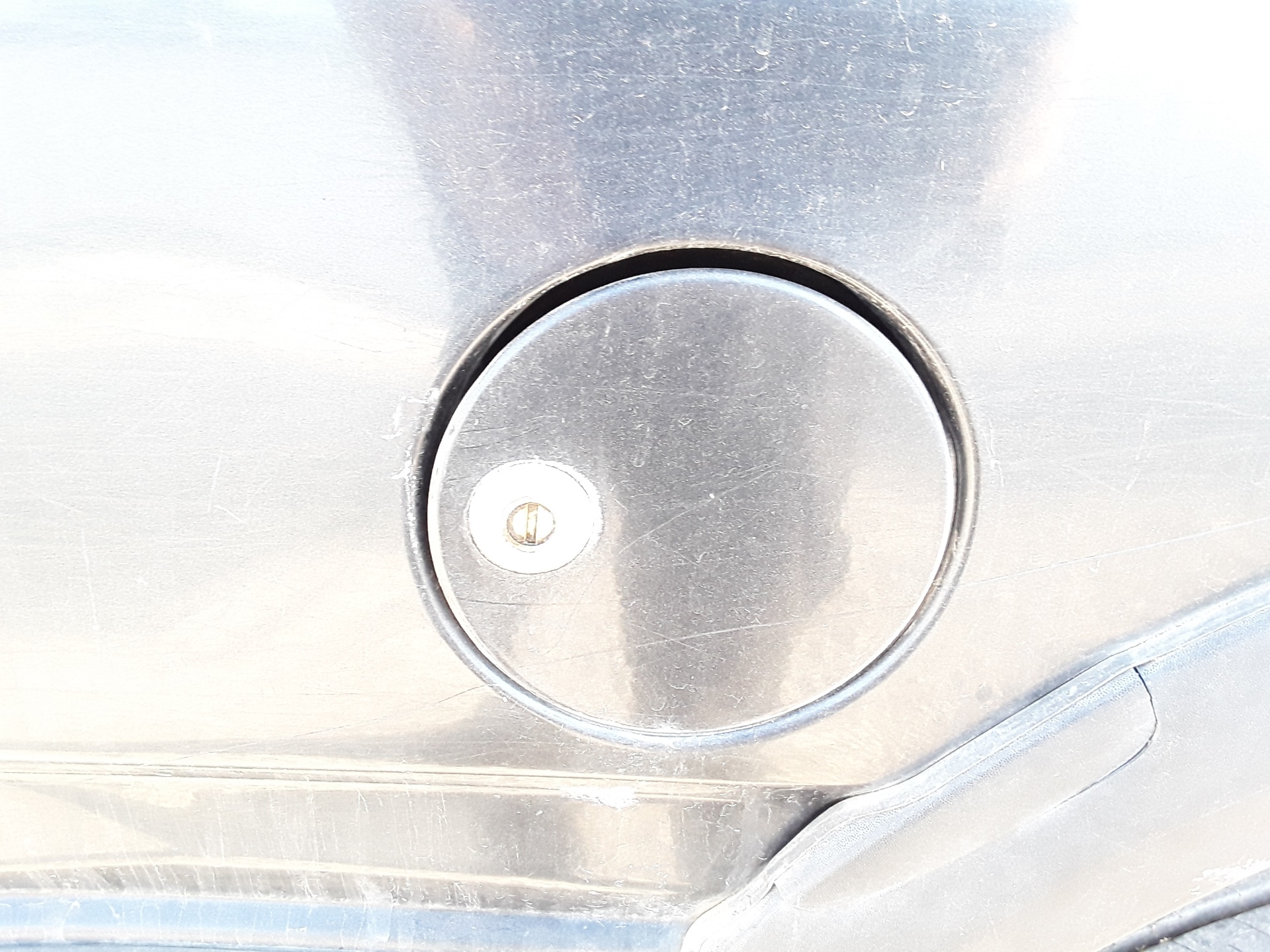 Tapa exterior combustible