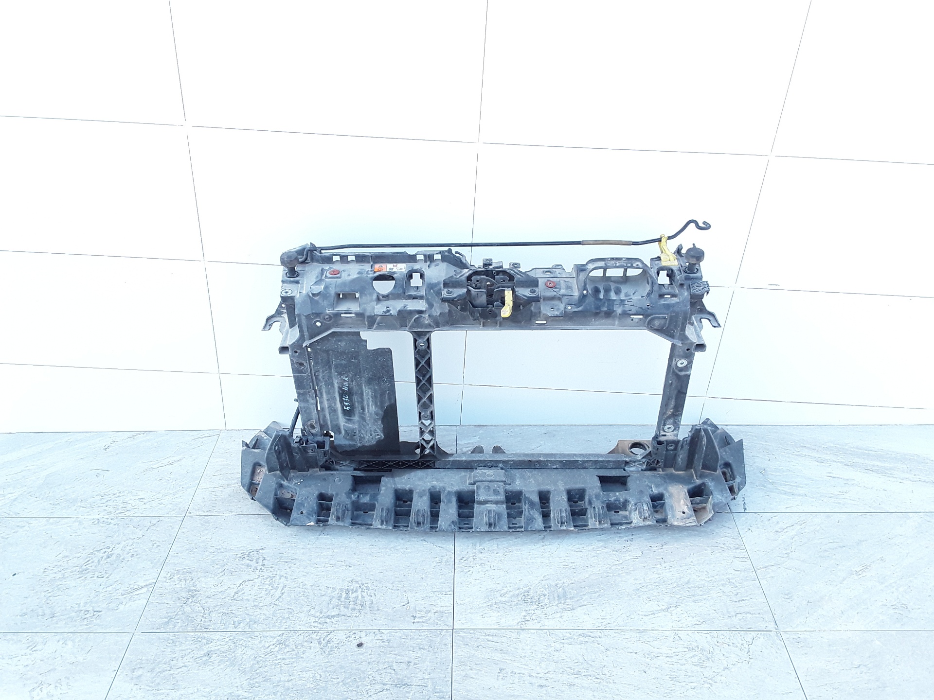Panel frontal