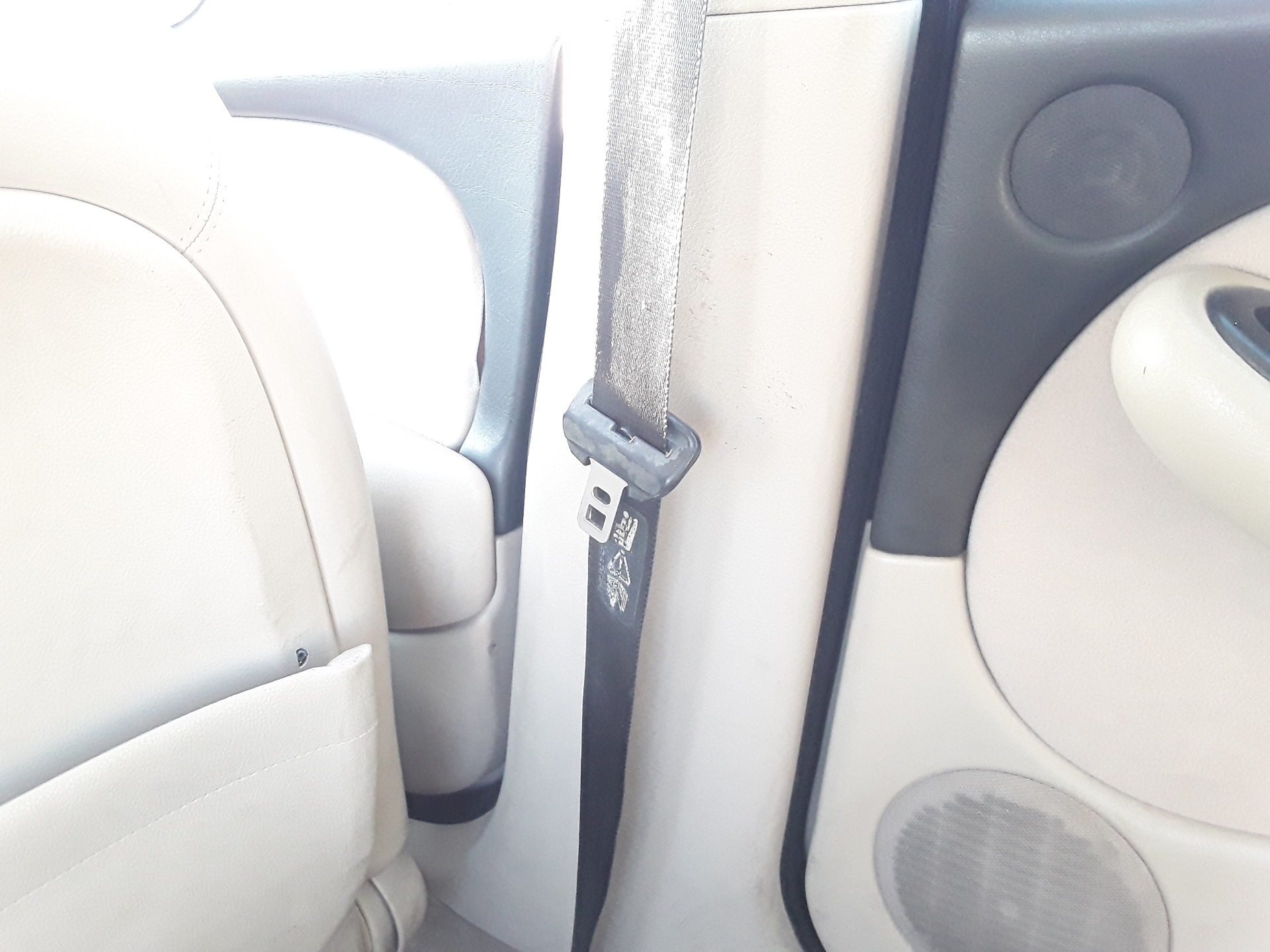 Cinturon seguridad delantero derecho, foto 1 de 2