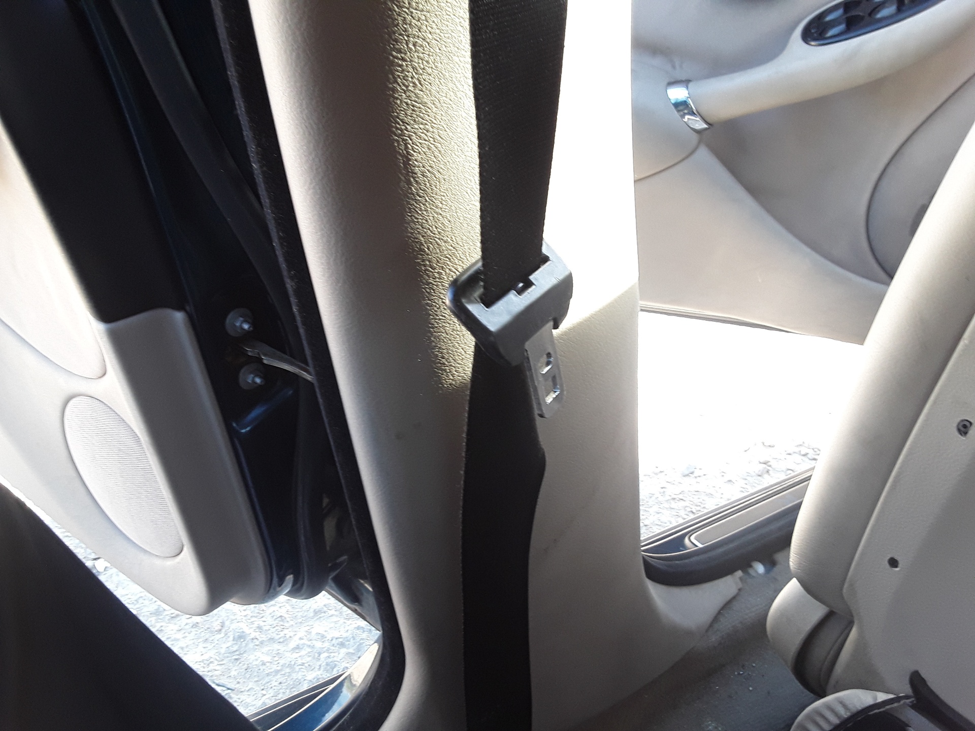 Cinturon seguridad delantero izquierdo, foto 1 de 2