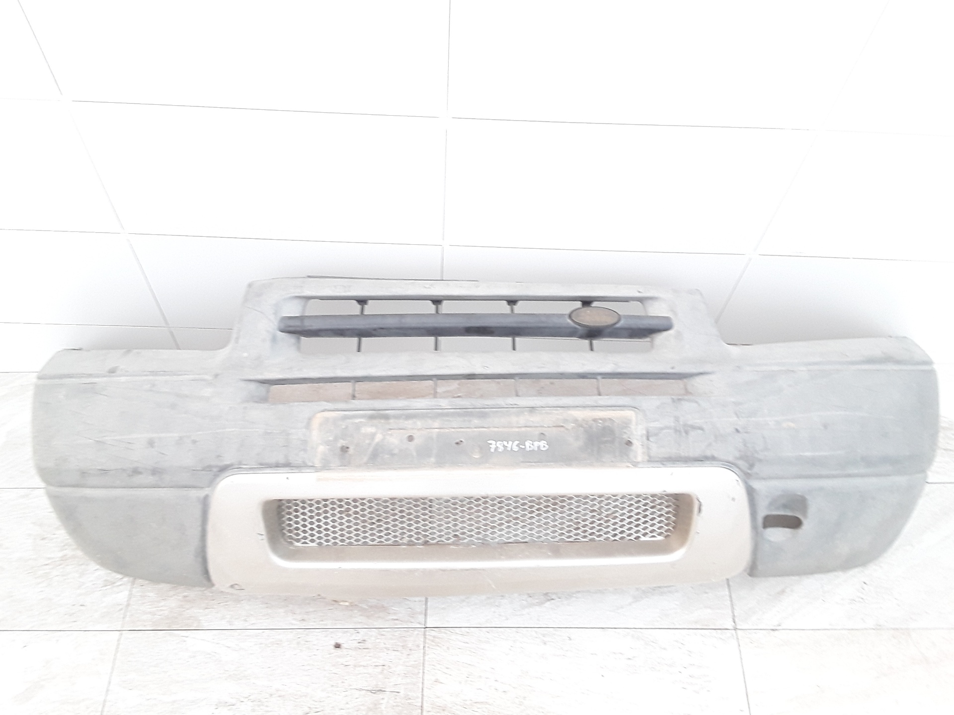 Paragolpes delantero