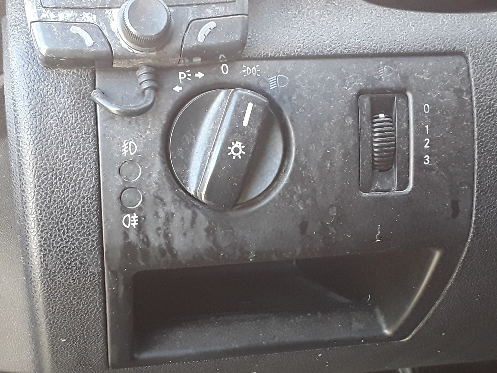 Comando de luzes, foto 1 de 1