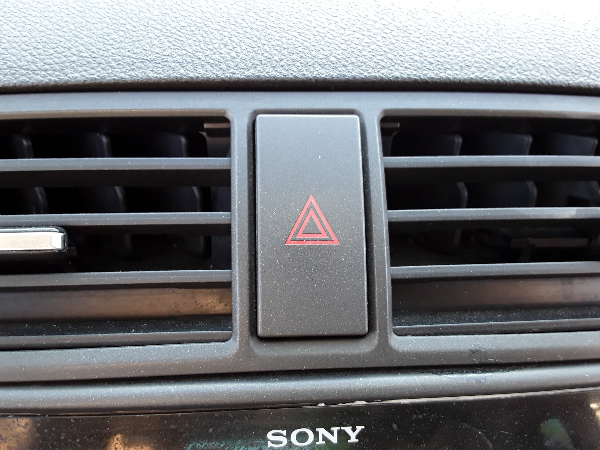 Warning, foto 1 de 1