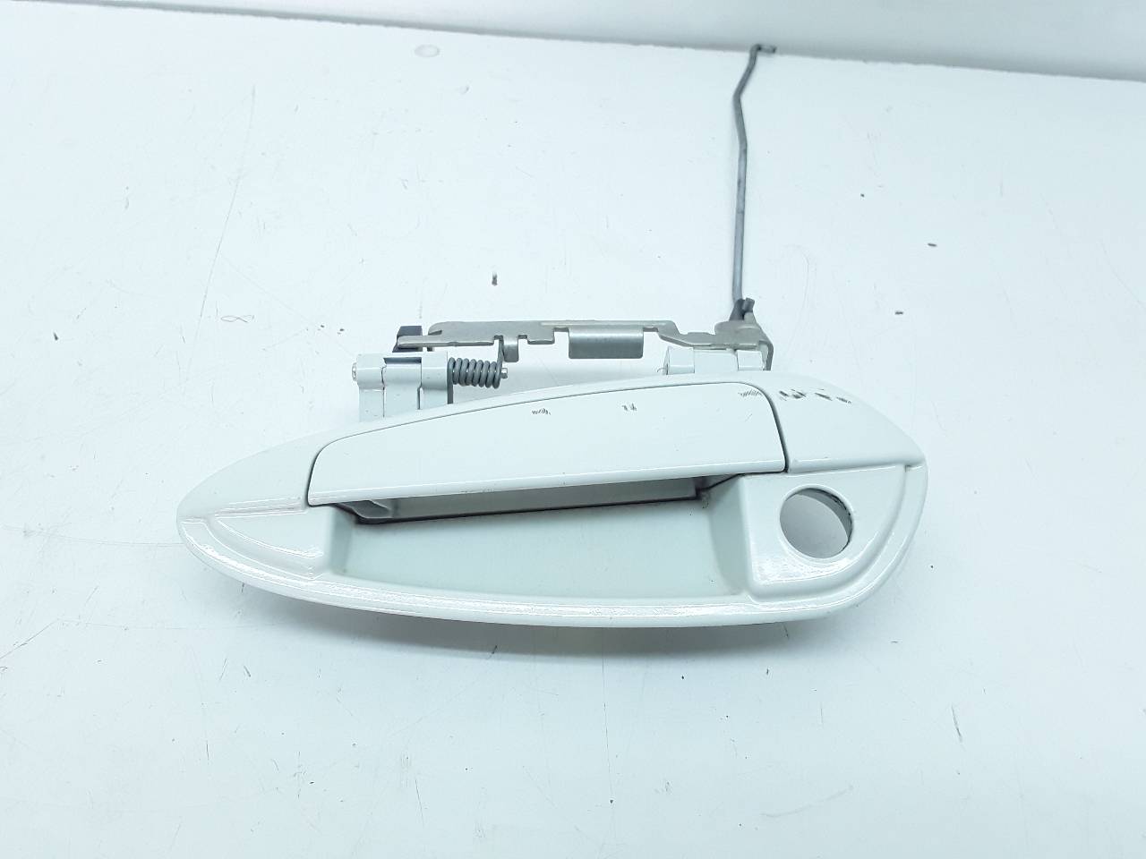 Front left outer door handle, photo 1 of 4