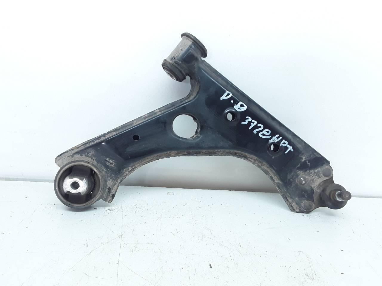 Brazo suspension inferior delantero derecho, foto 1 de 2