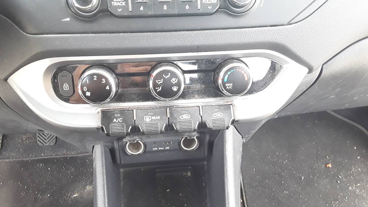 Mando calefaccion / aire acondicionado, foto 1 de 3