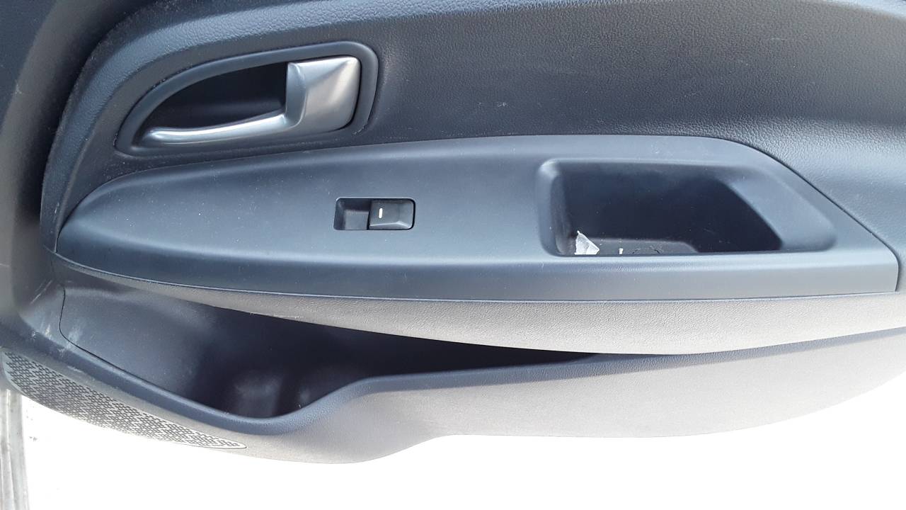Mando elevalunas delantero derecho, foto 1 de 4