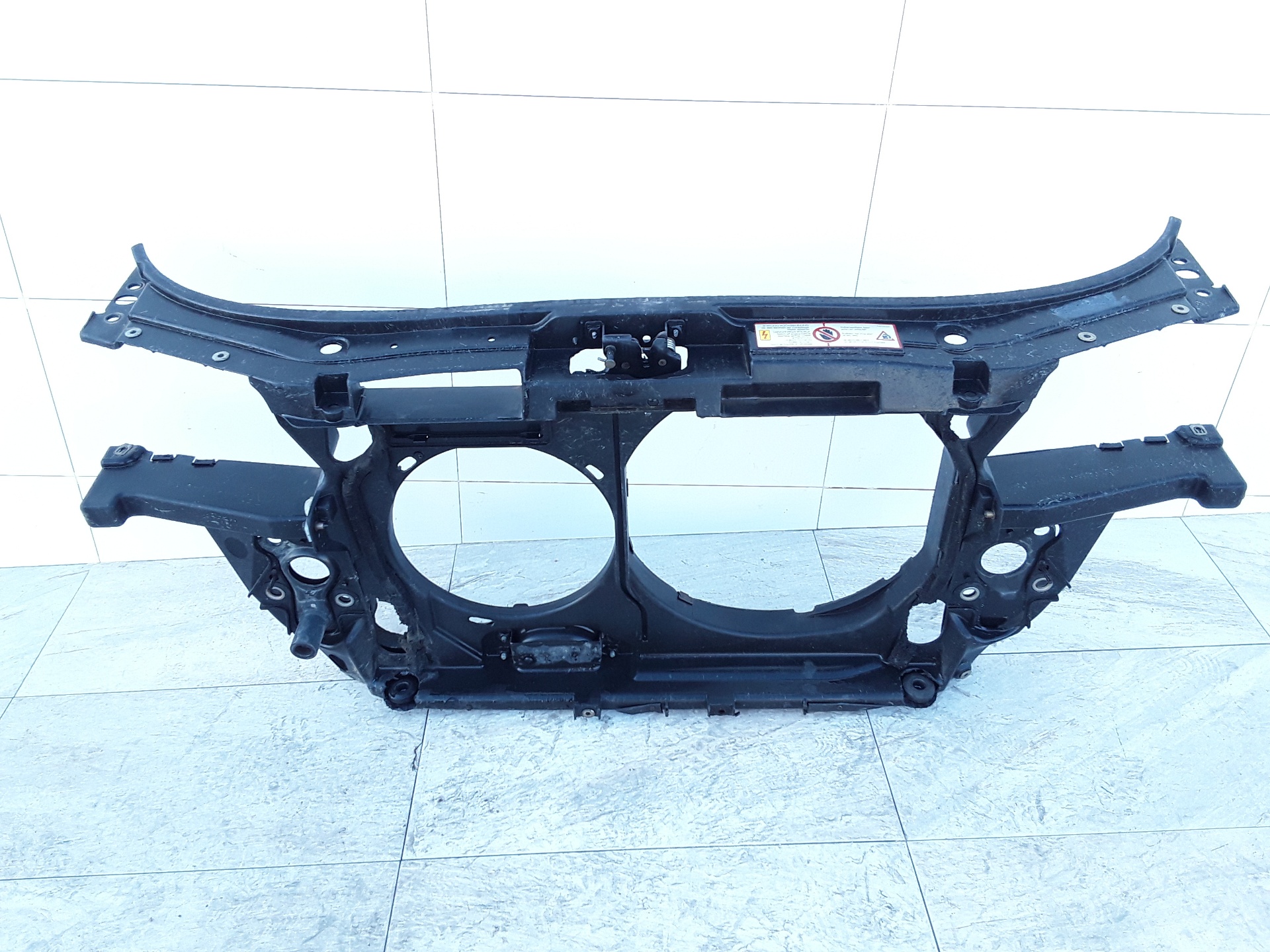Panel frontal