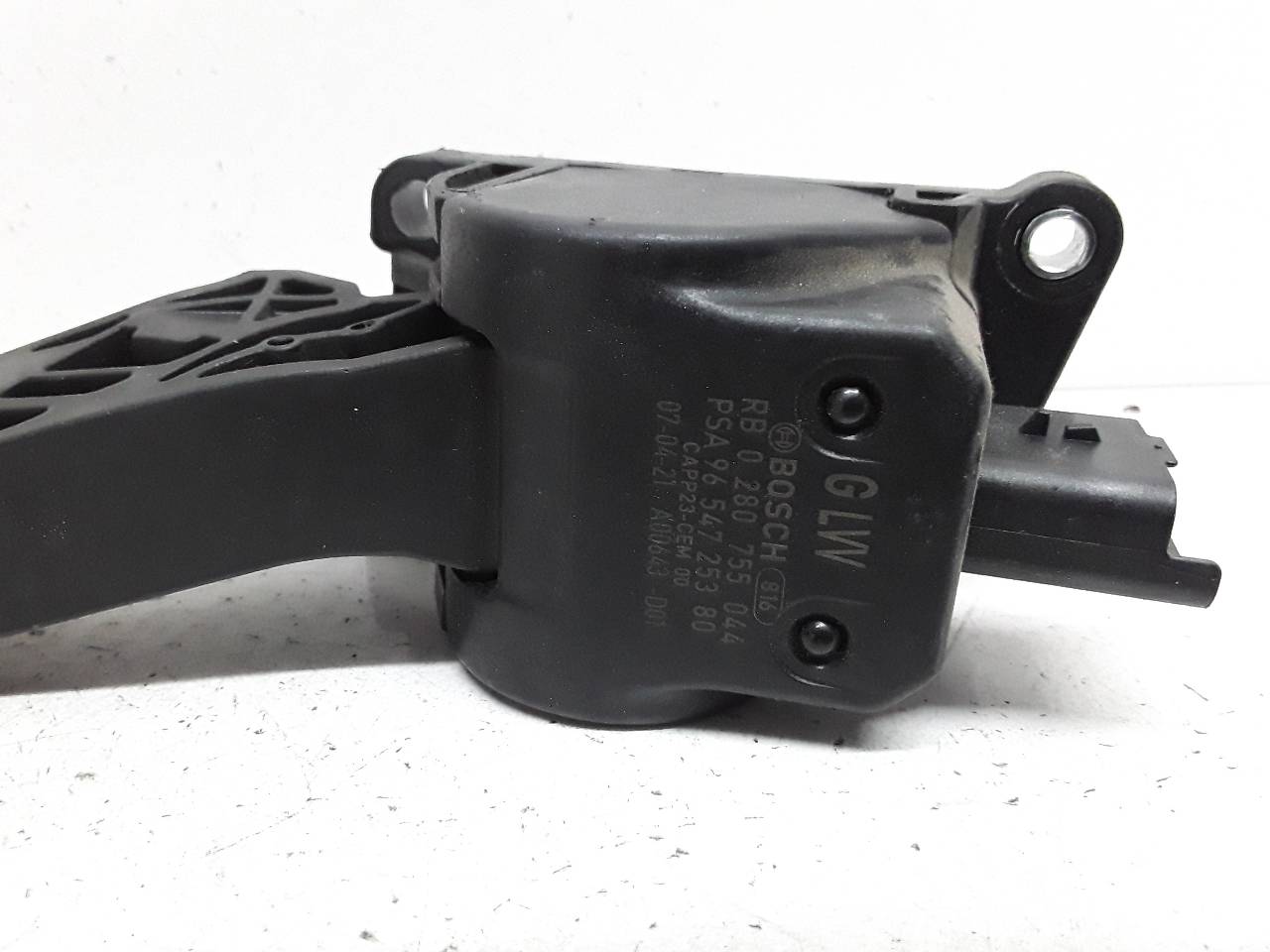 Pedal acelerador