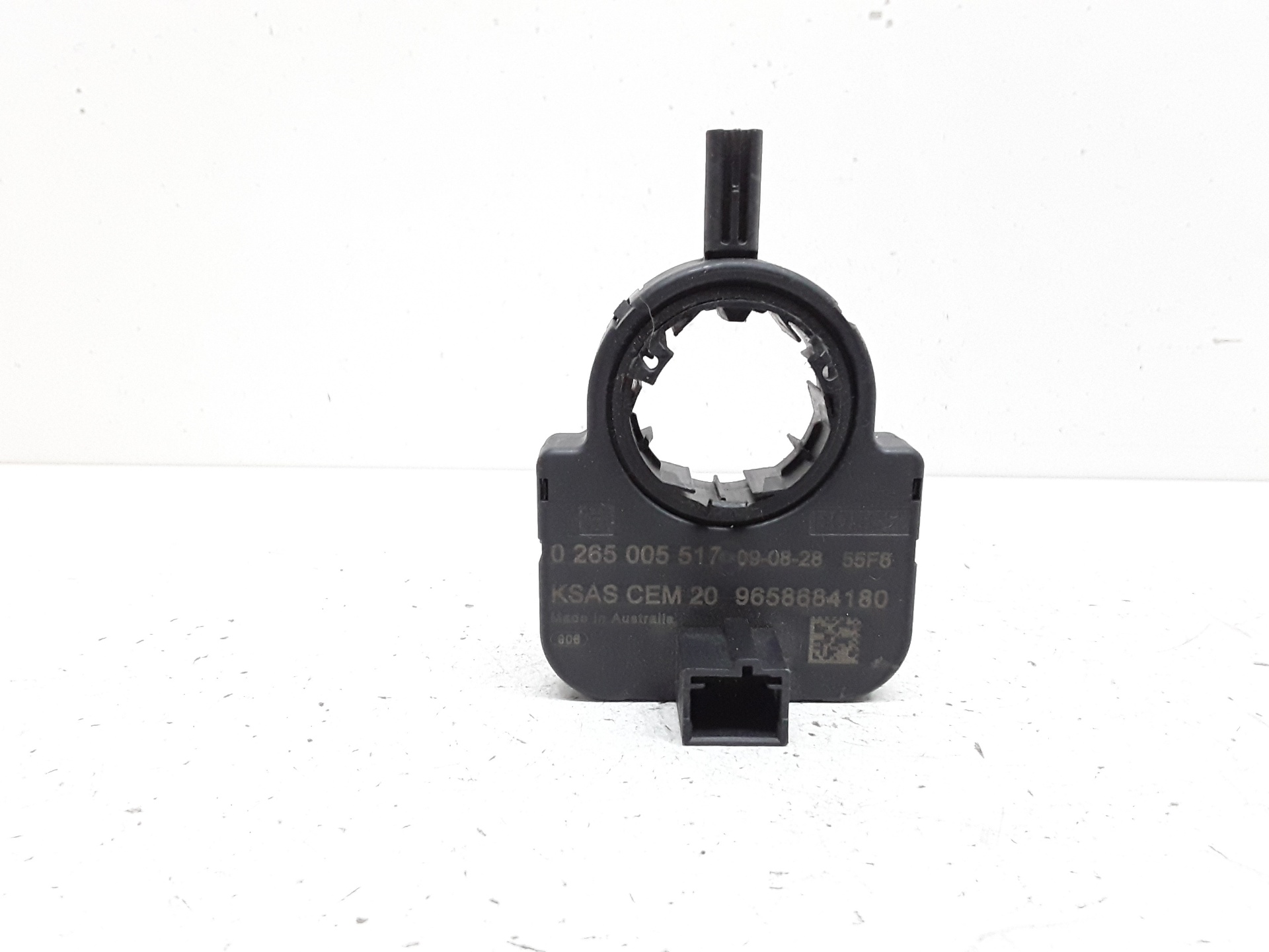 Sensor