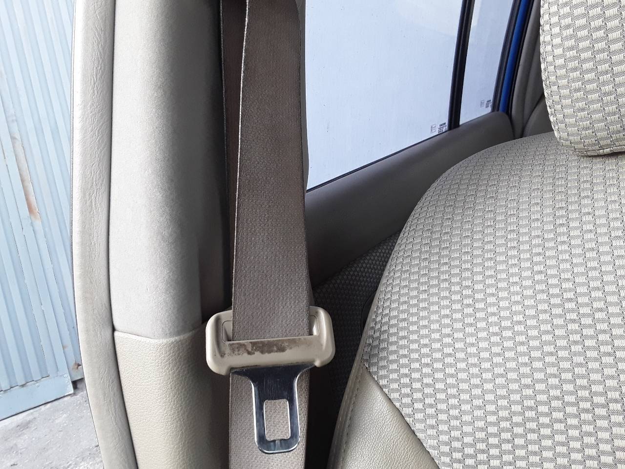 Cinturon seguridad delantero derecho