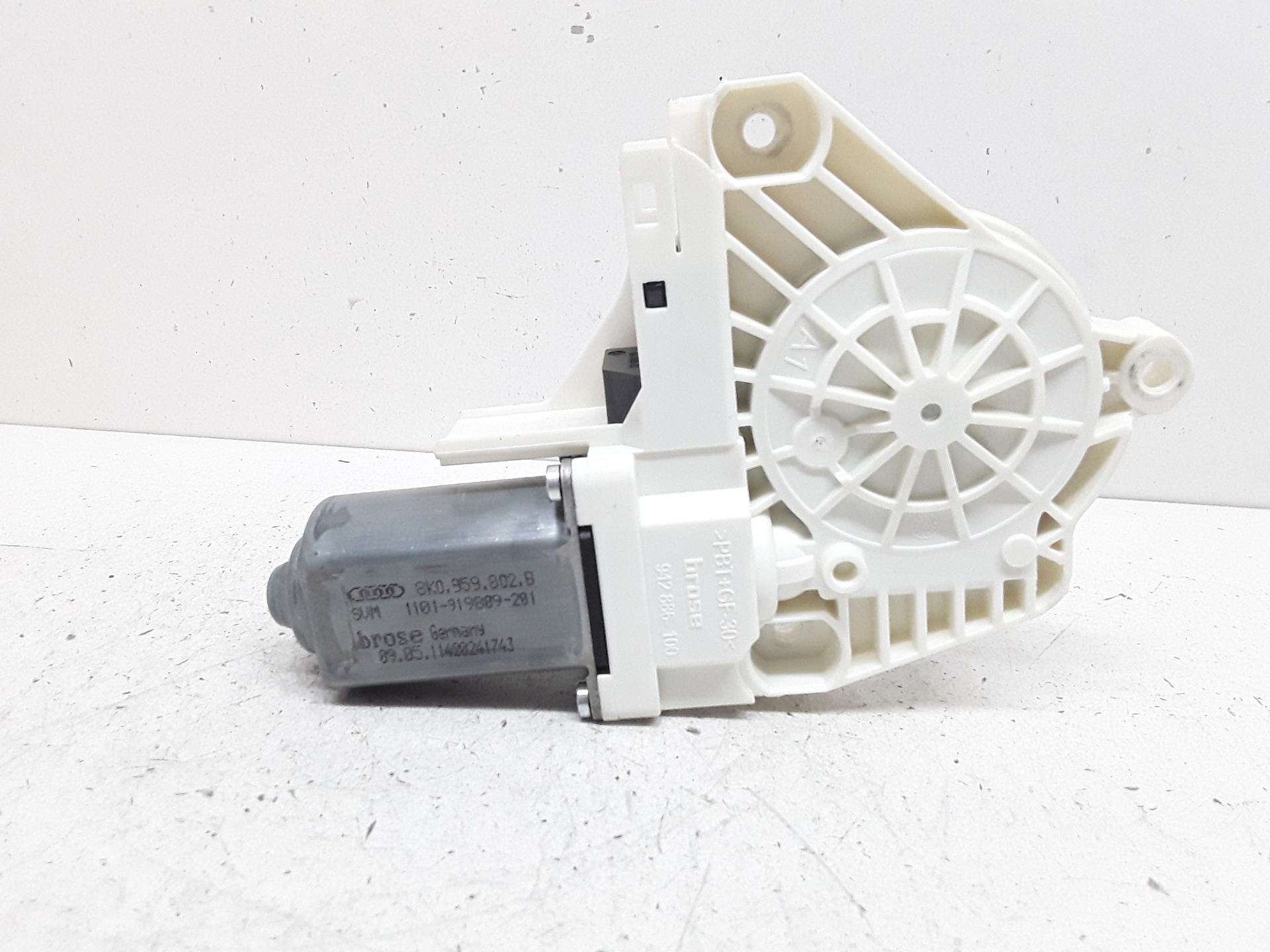 Motor elevalunas delantero derecho, foto 1 de 3