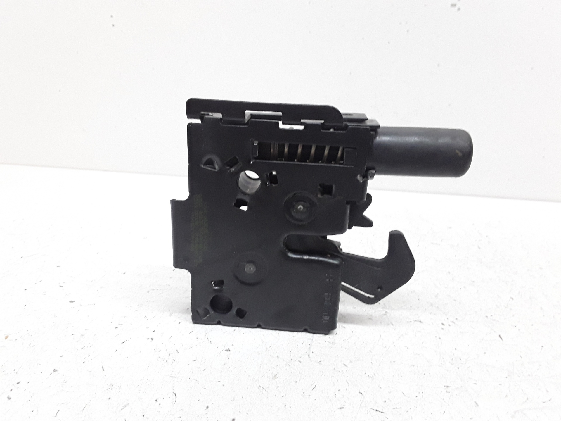 Bonnet lock, photo 1 of 2
