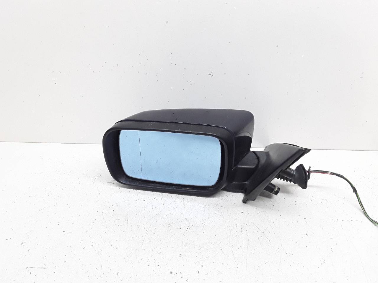 Retrovisor izquierdo