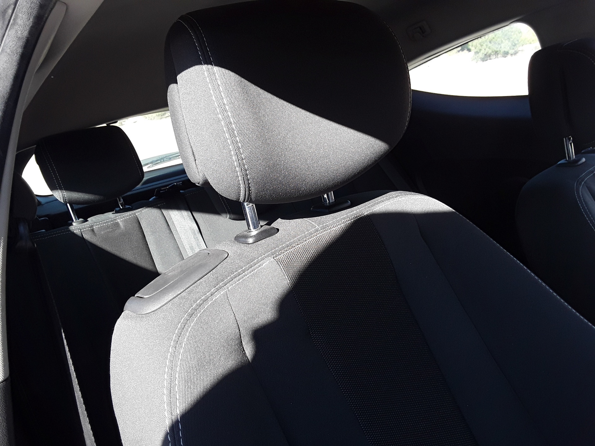 Asiento delantero derecho, foto 1 de 4