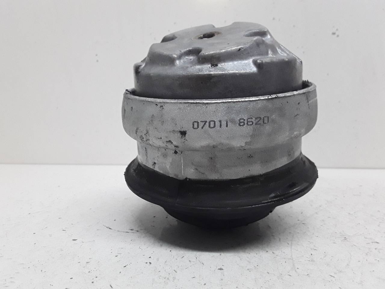 Soporte motor derecho