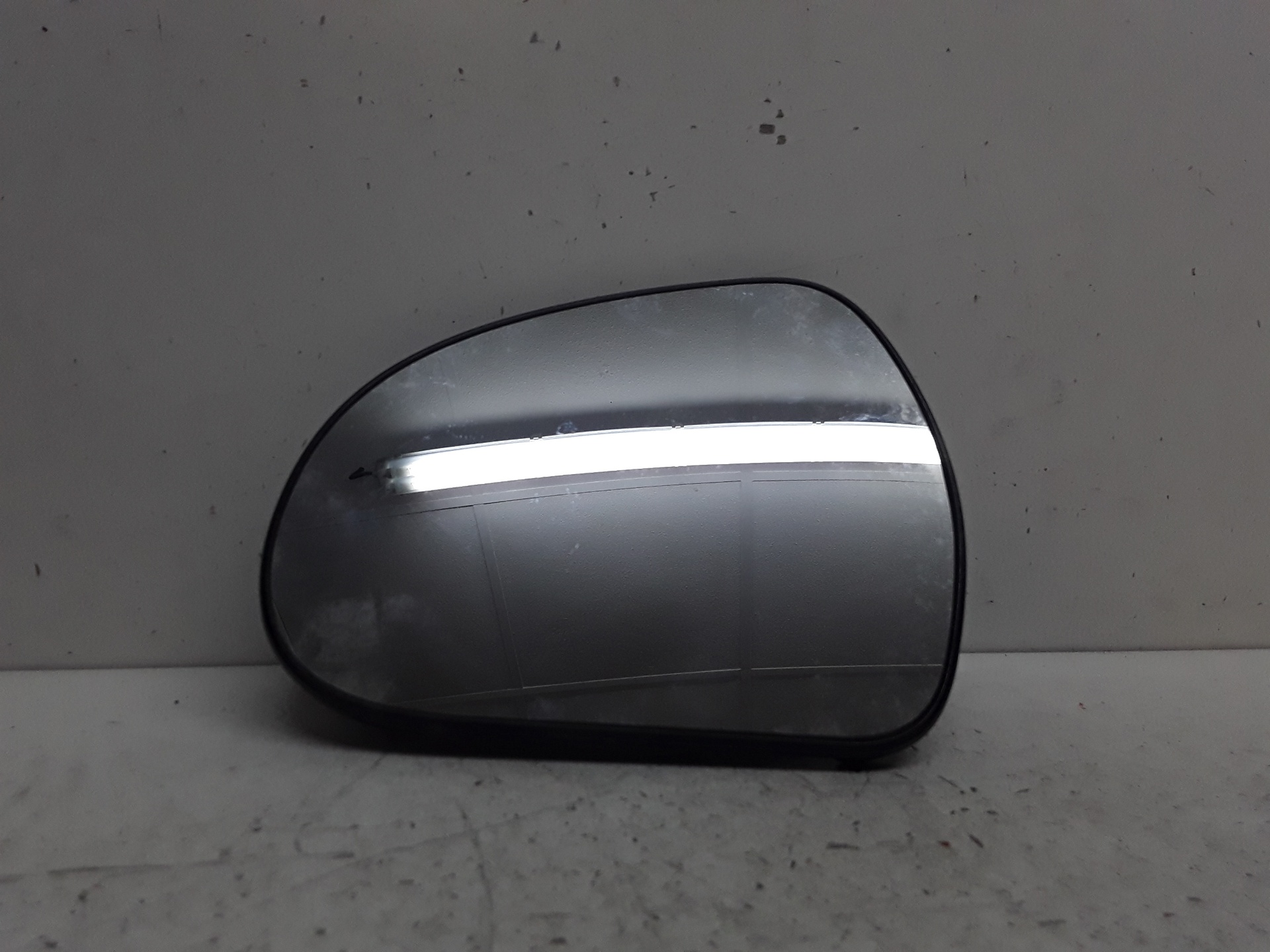 Cristal retrovisor izquierdo