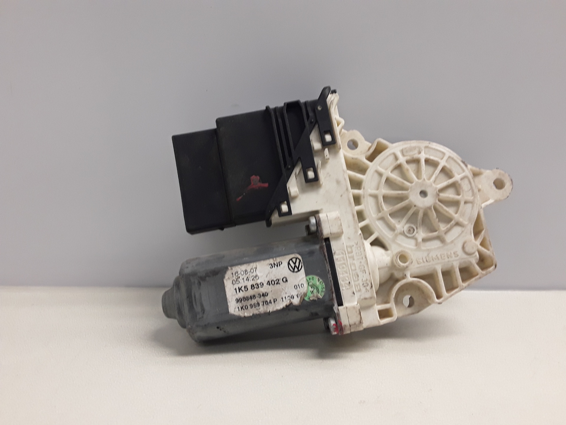Motor elevalunas trasero derecho, foto 1 de 2