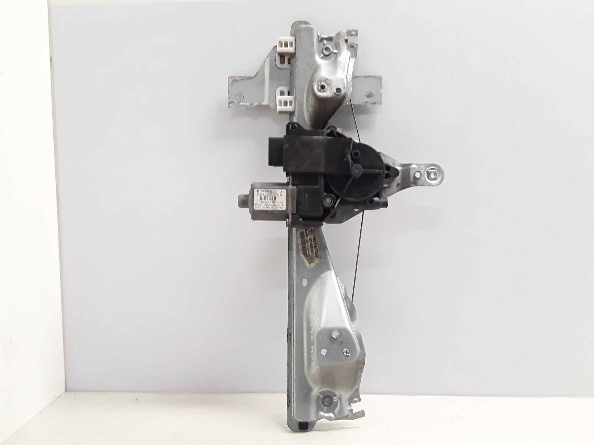Rear right window regulator, photo 1 of 3