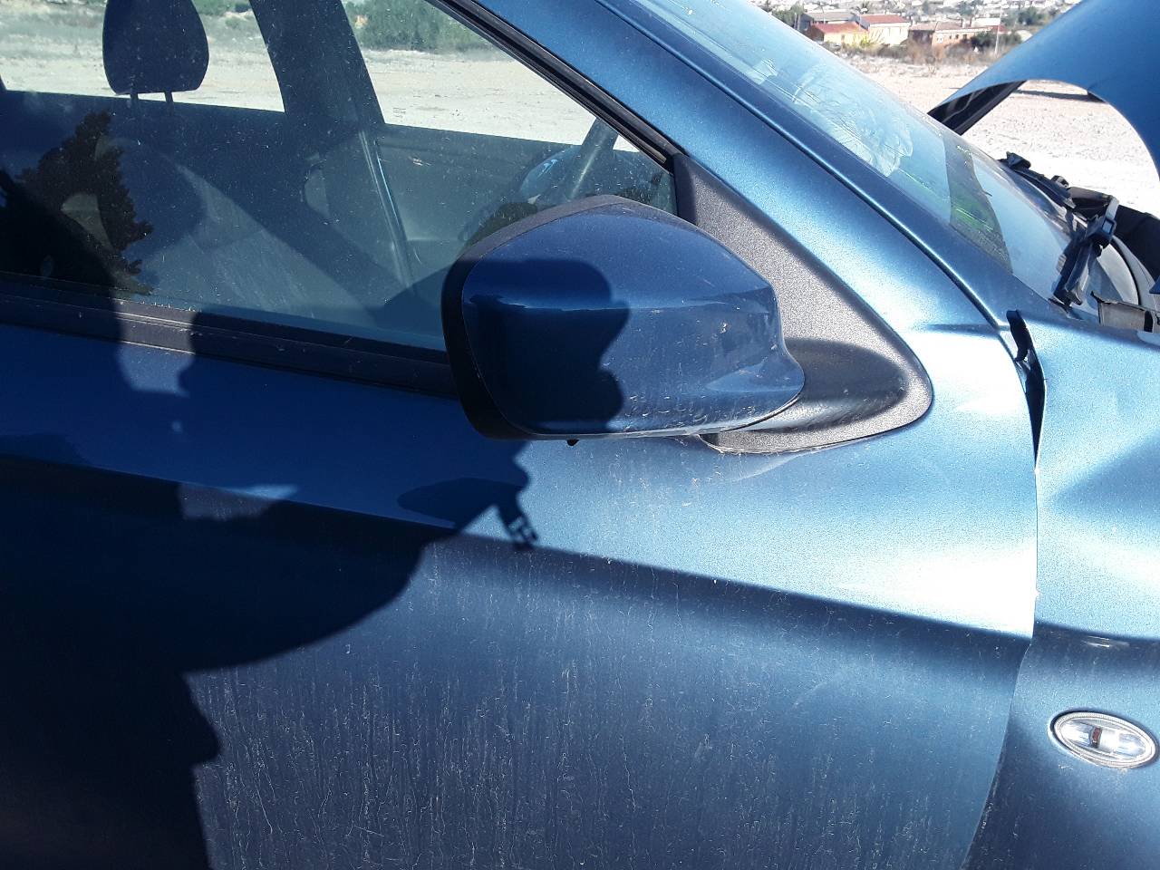 Retrovisor derecho, foto 1 de 5