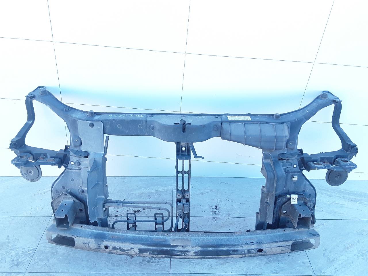 Panel frontal, foto 1 de 4