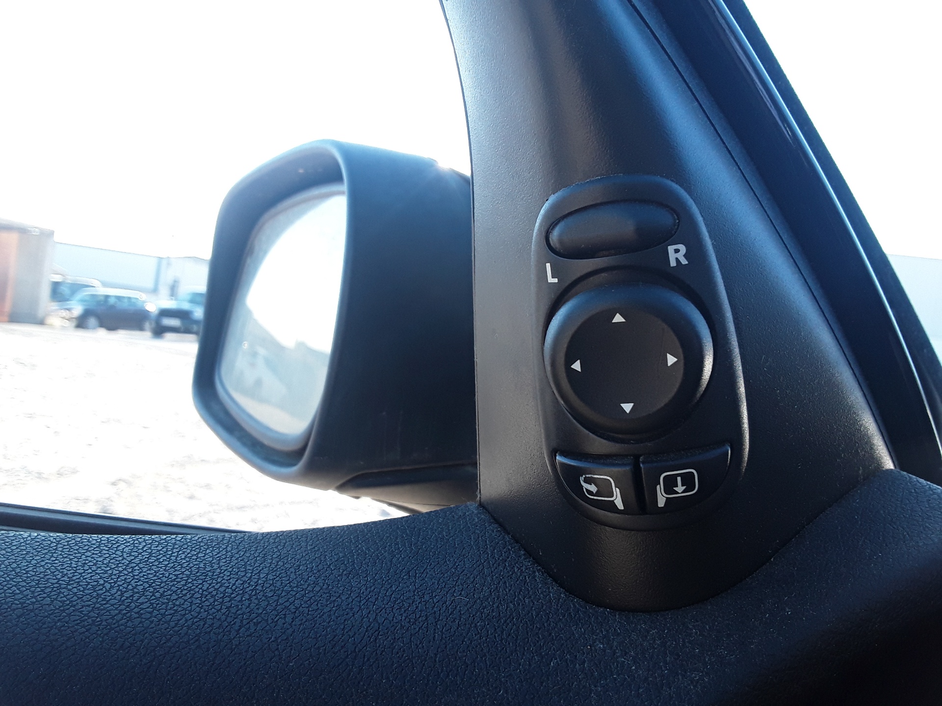 Mando retrovisor, foto 1 de 3